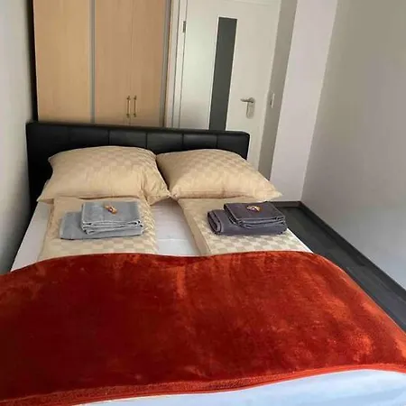 Gemuetliches Gaestezimmer In Der Altstadt Privatunterkunft Nürnberg